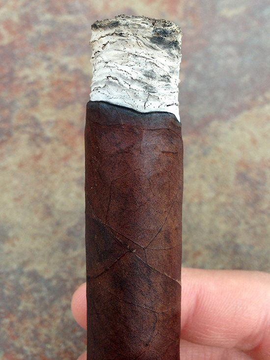 liga-uf-13-robusto Liga Privada UF-13 cigar review