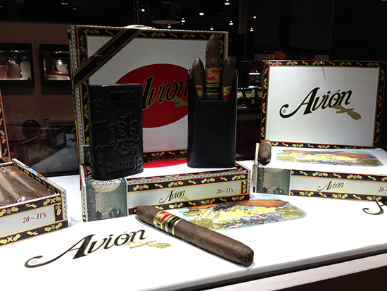 Tatuaje Avion 13