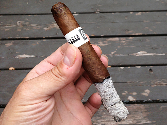 leccia-white-label-toro-cigar-review Leccia White Label 650 cigar review