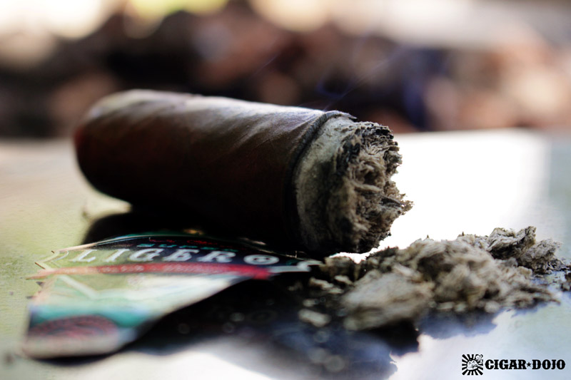 Rocky Patel Super Ligero cigar review and rating