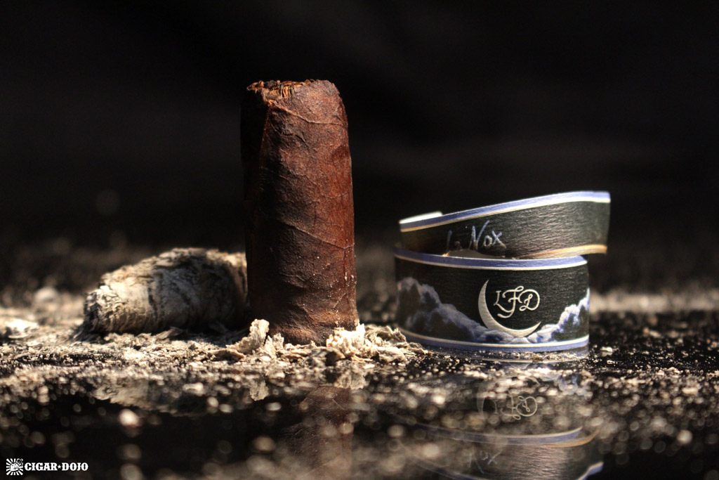 La Flor Dominicana La Nox cigar review and rating
