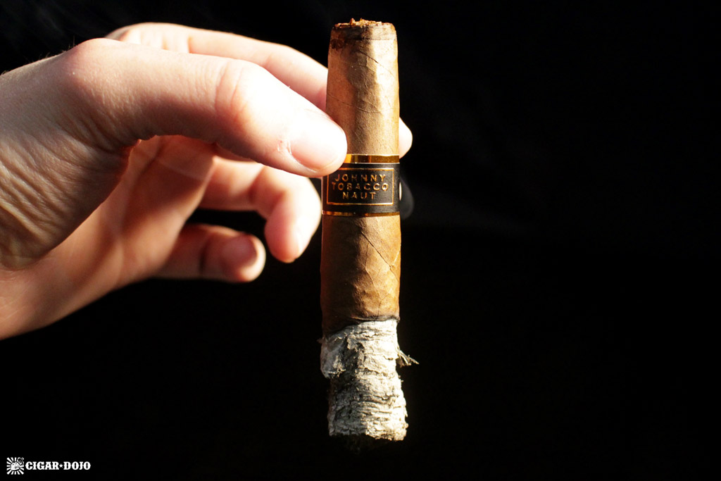 Room 101 Johnny Tobacconaut Chingonova cigar review