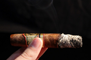 Arturo Fuente Don Carlos Eye of the Shark cigar review