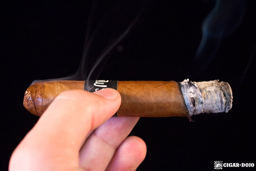 Crowned Heads Las Mareas Tuberia cigar smoking