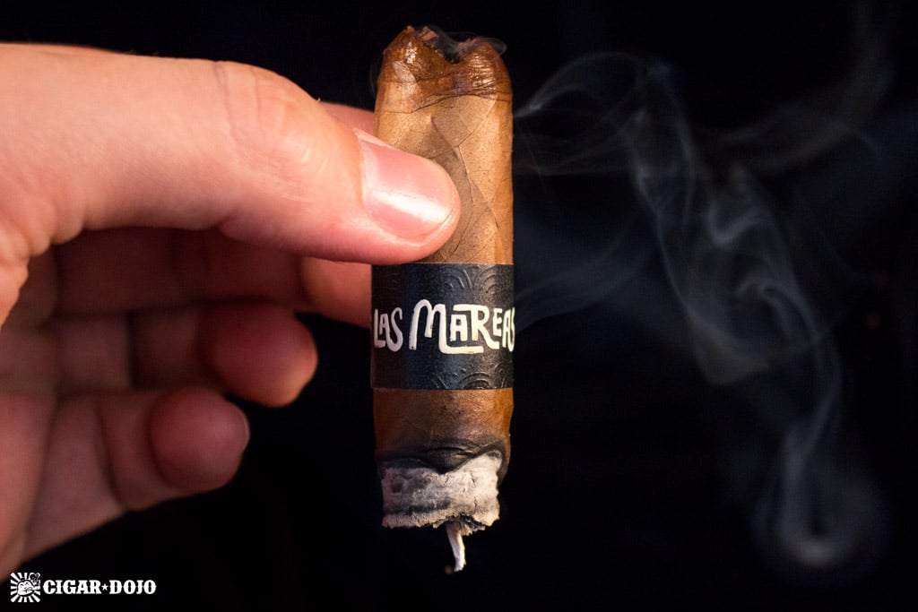 Crowned Heads Las Mareas rothschild cigar smoking