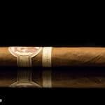 Caldwell Signature Dos Firmas cigar side