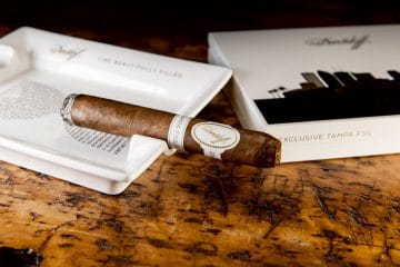 Davidoff Tampa FSG Limited edition cigar smoking