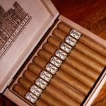 Highclere Castle cigars open box