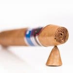 Villiger La Flor de Ynclan Torpedo cigar cut cap