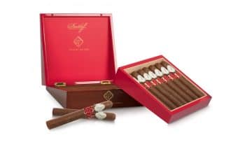 Davidoff Year of the Dog Limited Edition 2018 cigar display