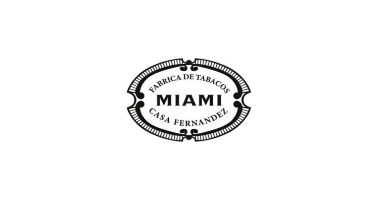 Casa Fernandez logo