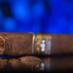 Espinosa 601 Blue Label Maduro Short Churchill cigar cut cap