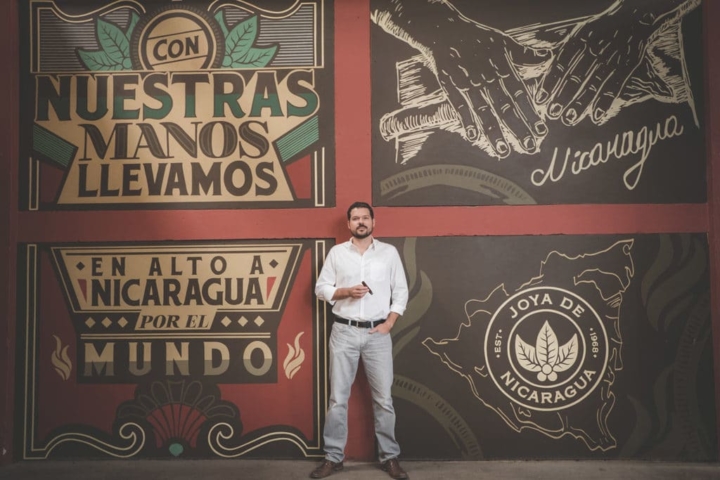 Juan Martínez JDN factory facade