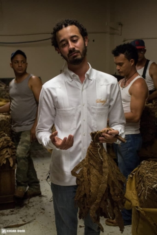 Klaas Kelner tobacco rehydration