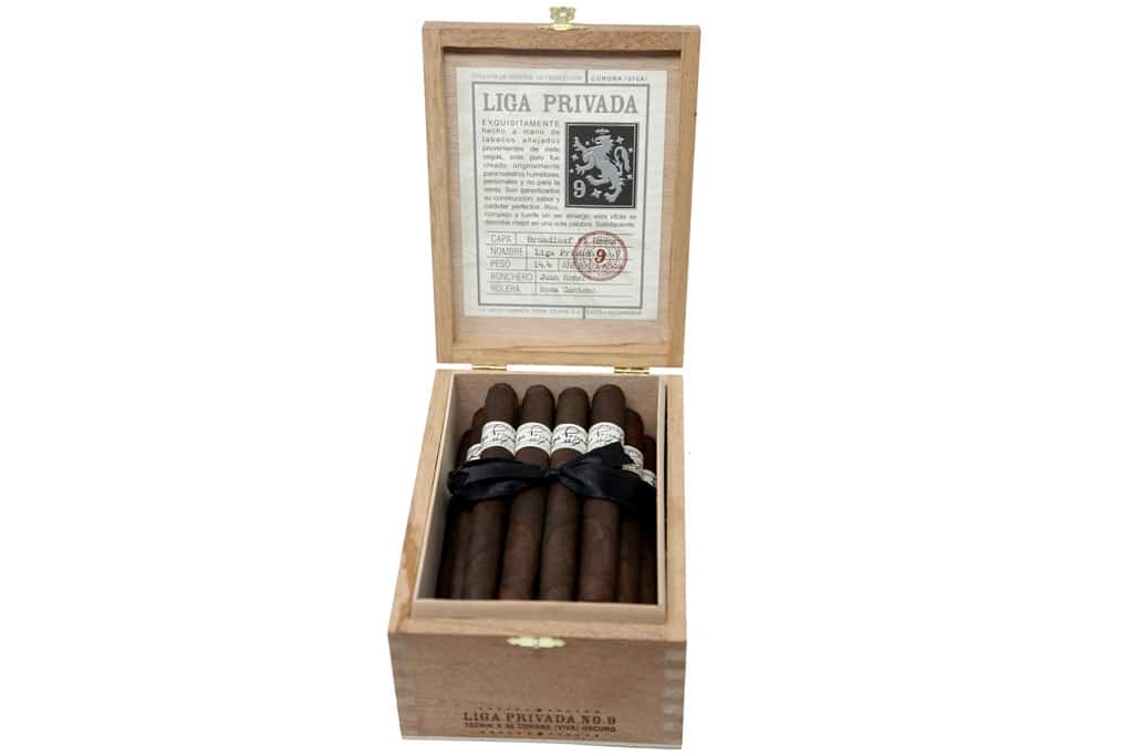 Drew Estate Liga Privada No. 9 Corona Viva open box