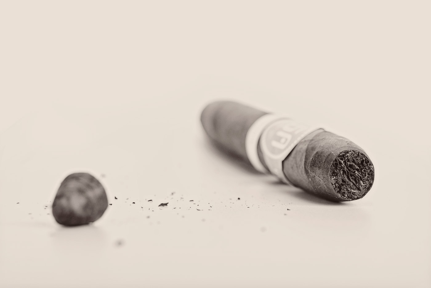 Davidoff 50th Diademas Finas cigar review
