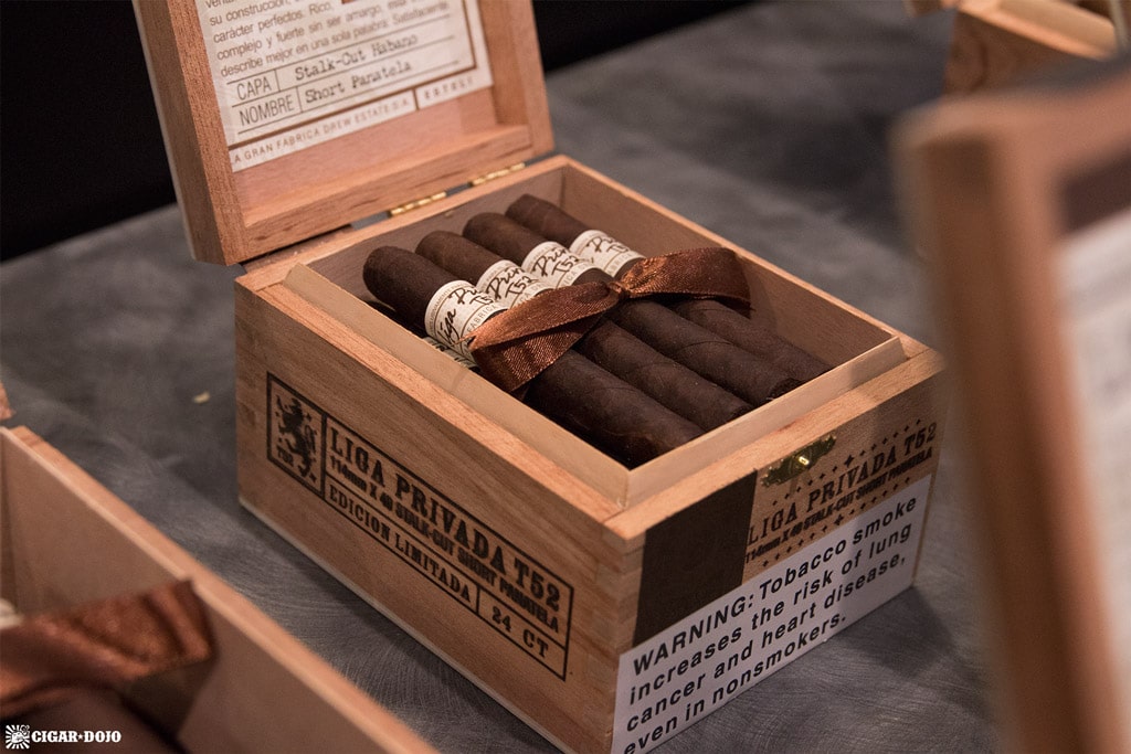 Liga Privada T52 Short Panatela cigars