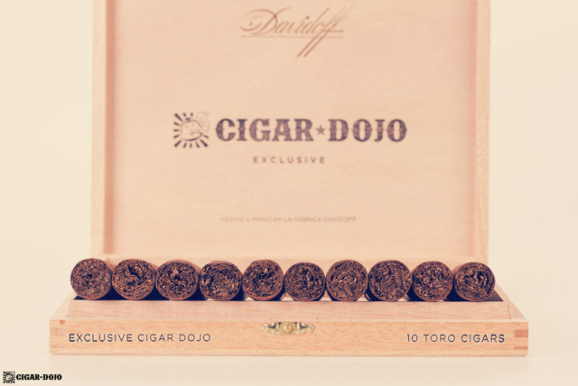 Davidoff Cigar Dojo Exclusive 2018 open box feet