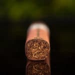 Dunbarton Tobacco & Trust Sin Compromiso cigar foot