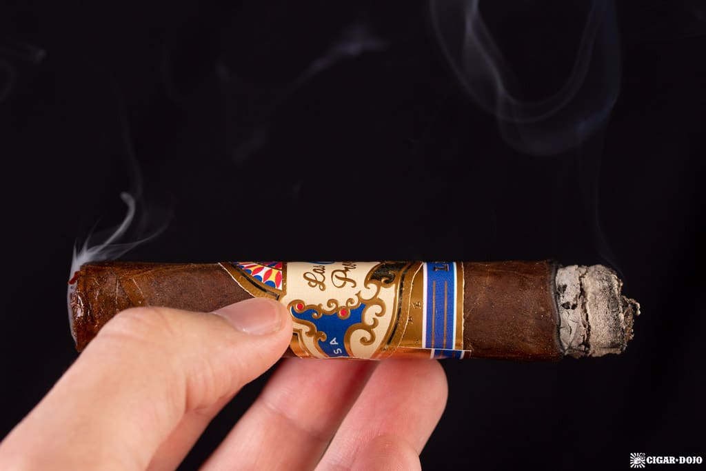 Espinosa Las 6 Provincias LHB cigar smoking