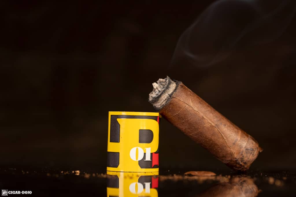 La Palina Number Series LP01 Robusto cigar nubbed