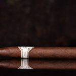 Tatuaje 15th Anniversary Rosado Oscuro Torpedo Grande cigar side view