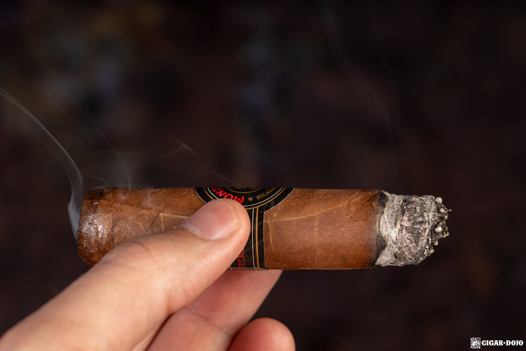 Montecristo Nicaragua Series Toro review