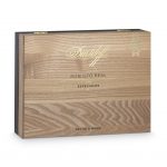 Davidoff Robusto Real Especiales 7 wood box closed