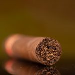 Illusione OneOff Robustos cigar foot