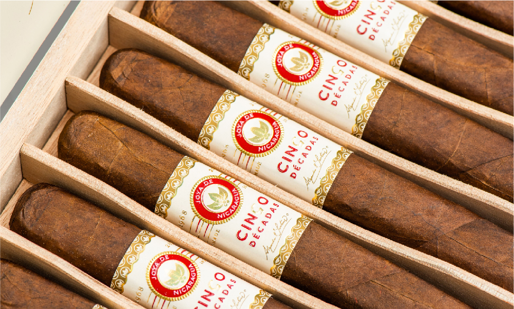Joya de Nicaragua Cinco Décadas Fundador cigars