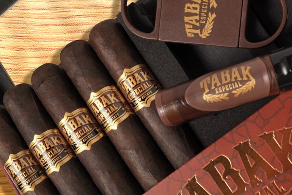 Drew Estate Gift Set packaging 2019