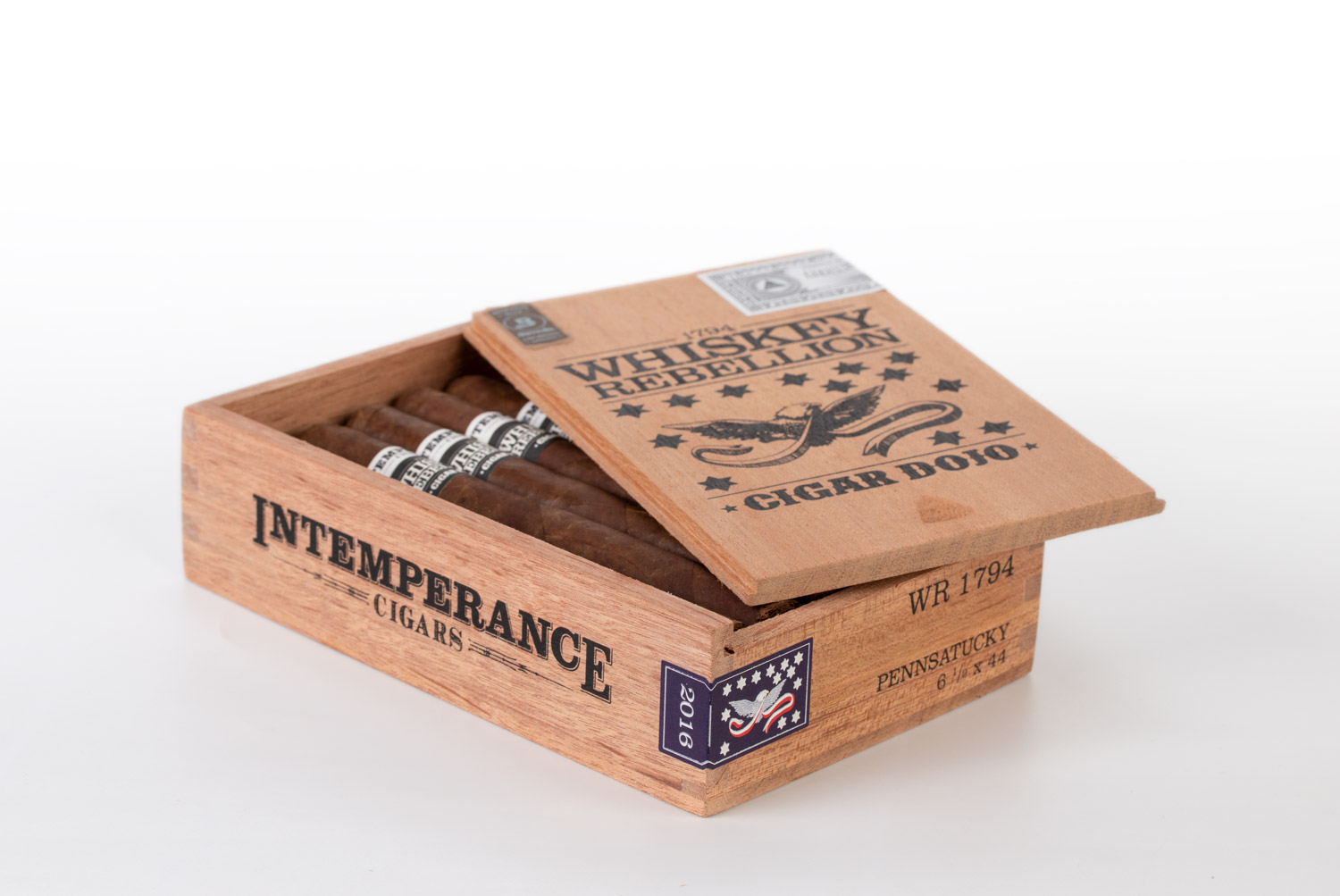 RoMa Craft Whiskey Rebellion 1794 Pennsatucky cigar box open