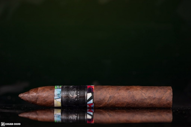 Drew Estate ACID KUBA ARTE cigar side view