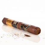 Montecristo Espada Oscuro cigar head cut cap