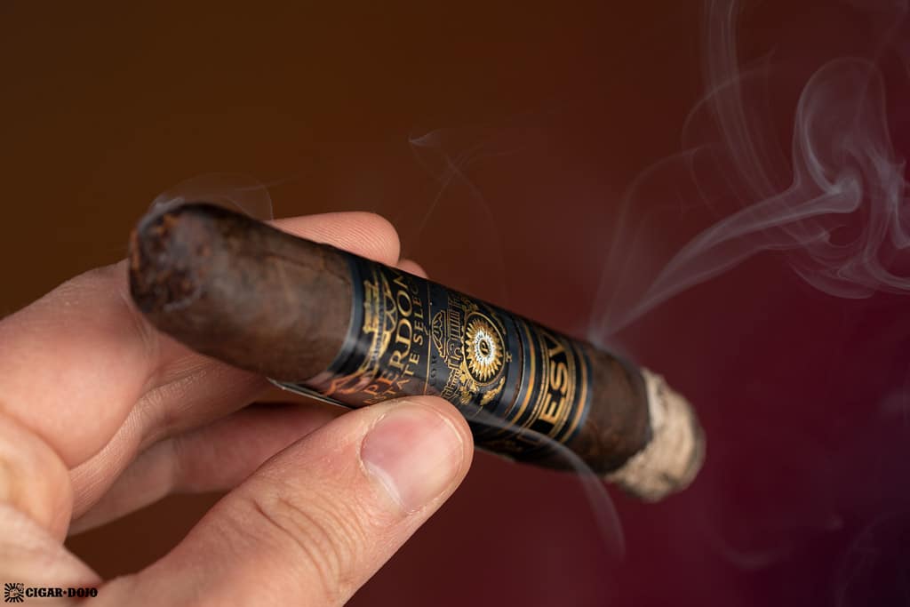 Perdomo Estate Selección Vintage Maduro Imperio cigar smoking