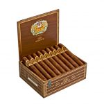 H. Upmann 1844 Reserve updated packaging cigar box open