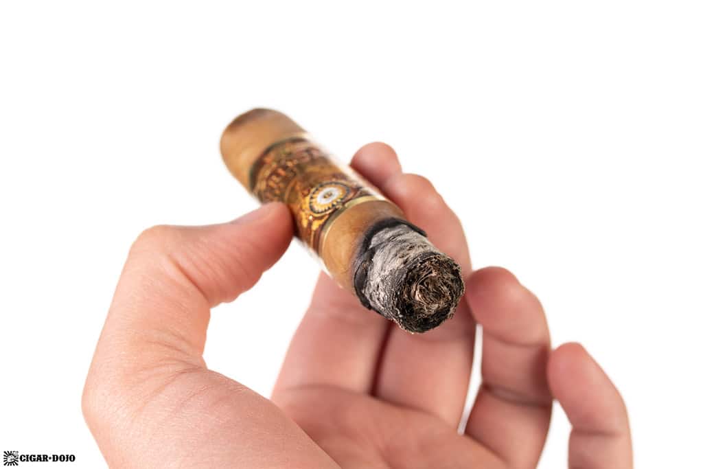 Perdomo ESV Connecticut Imperio cigar ash