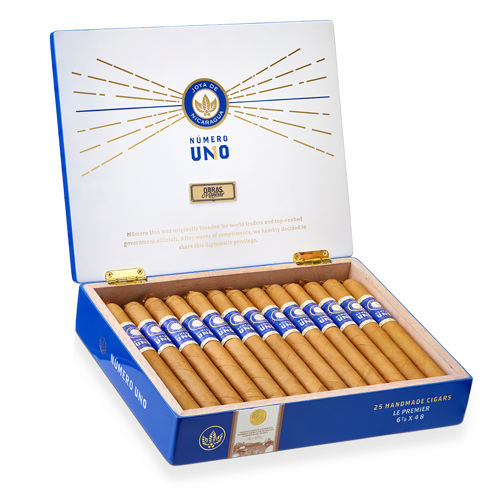 Joya de Nicaragua Número Uno Le Premier box open