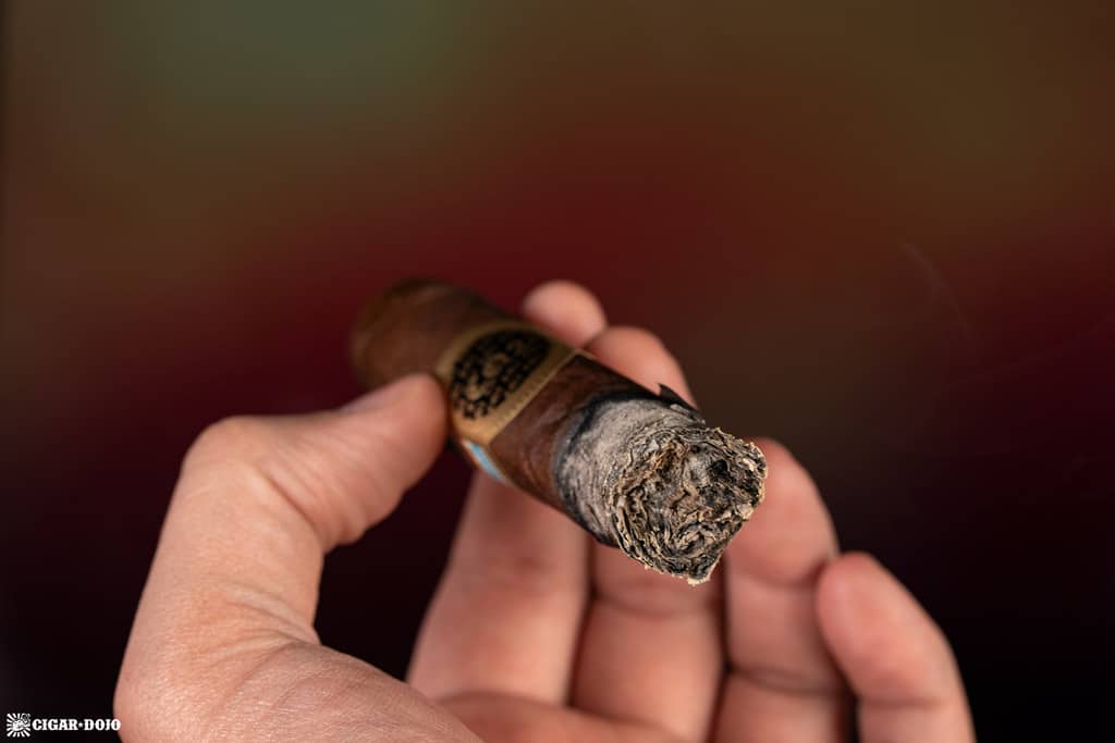 Tatuaje CQ2 cigar ash