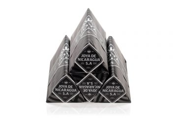 Joya Ninjaragua triangular boxes stacked