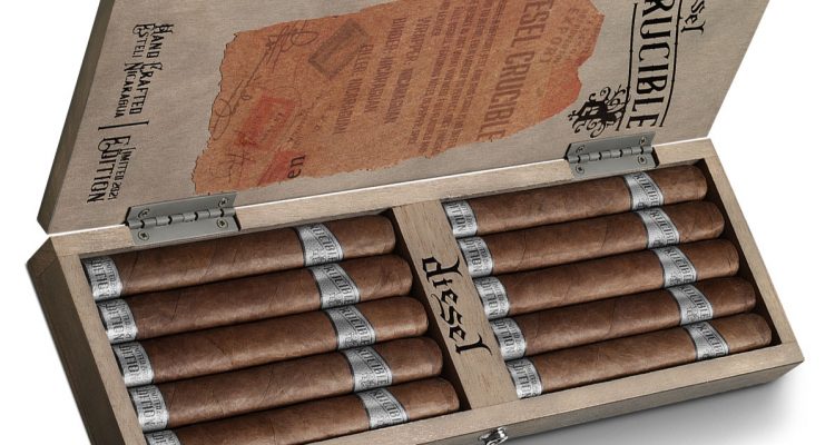 Diesel Crucible cigar box open