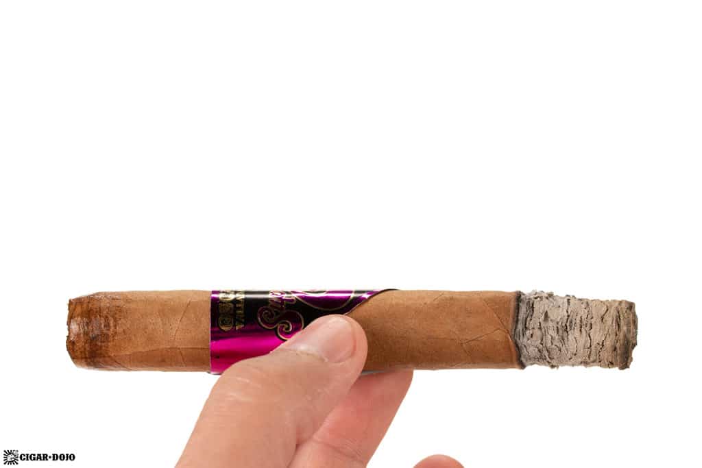 Oscar Valladares Super Fly Connecticut Super Corona cigar ash side view