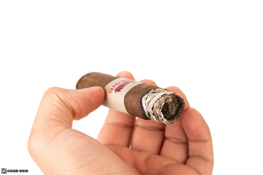 Blackbird Idalia 108 cigar ash