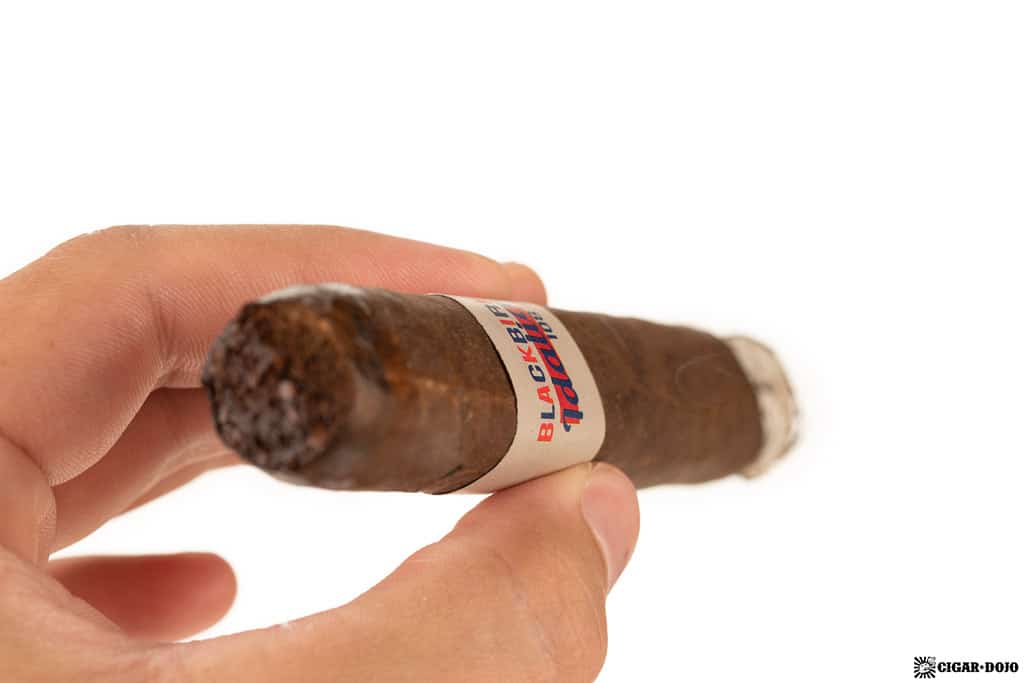 Blackbird Idalia 108 cigar smoking