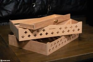 Raching MON800A cigar humidor shelves