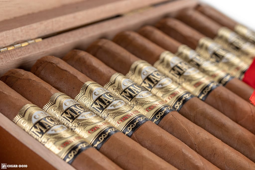 Quesada Casa Magna Connecticut Robusto cigars