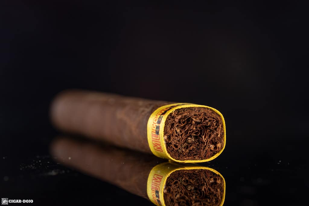 Dunbarton Muestra de Saka The Bewitched cigar foot