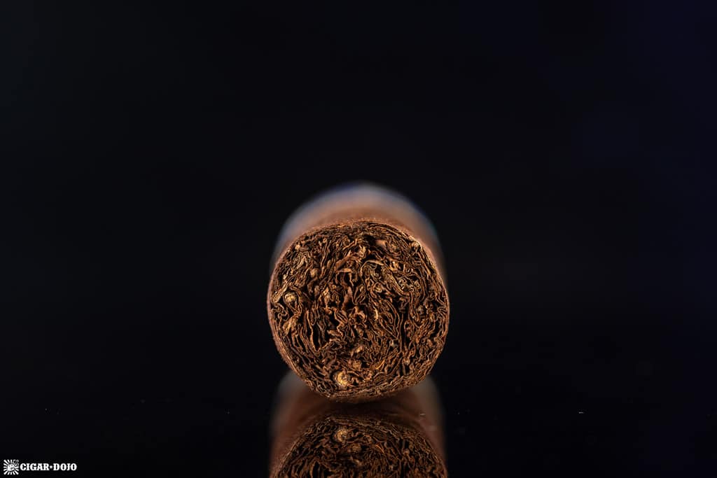 Illusione Singularé Origen Robusto cigar foot