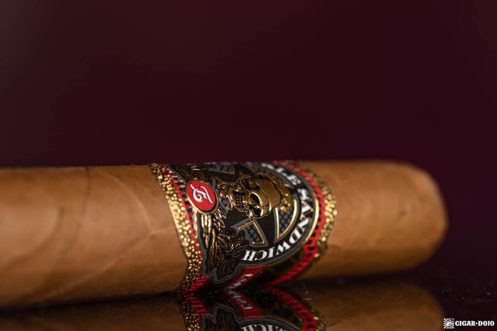 Knuckle Sandwich Connecticut Robusto J cigar band
