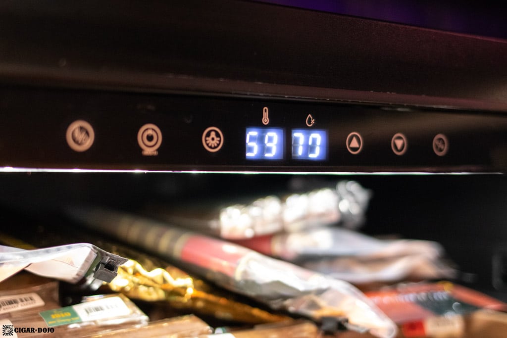 Newair NCH1K5BK00 1500 count humidor display panel